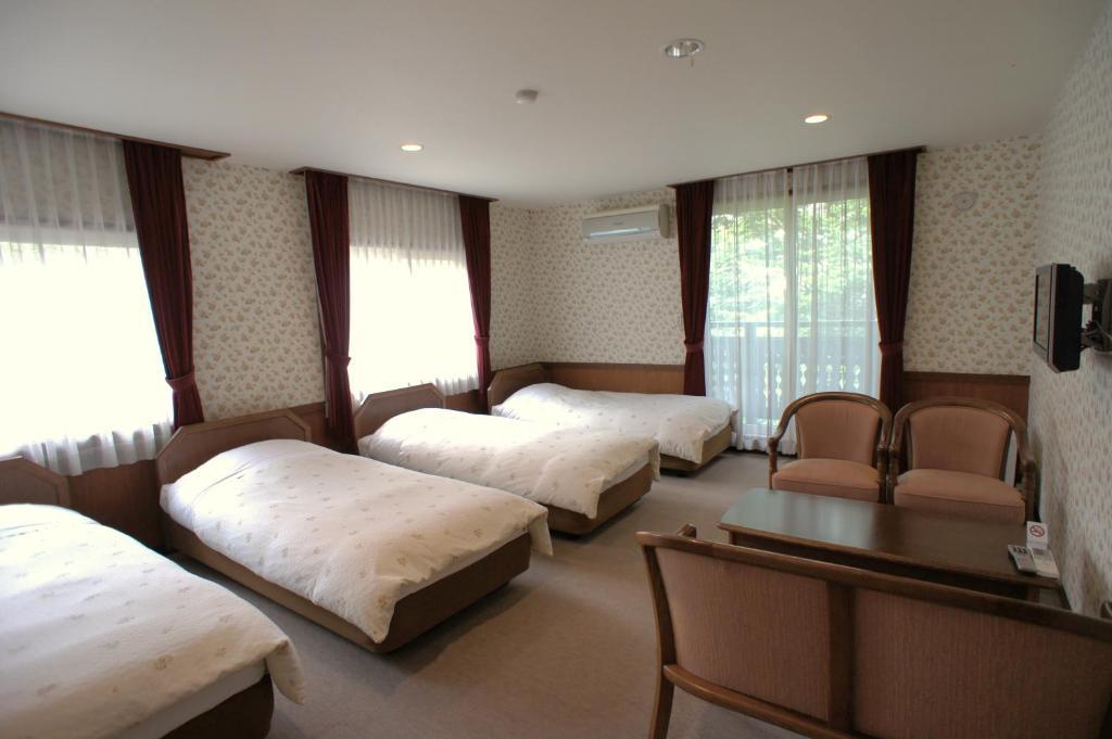 Pension Candytuft Karuizawa Zimmer foto